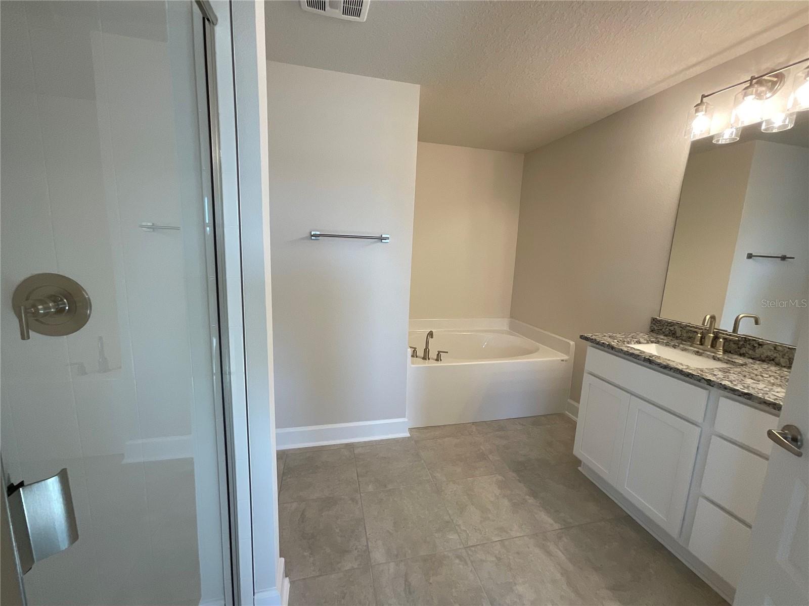 Image 11 of 13 For 4074 Sagefield Drive