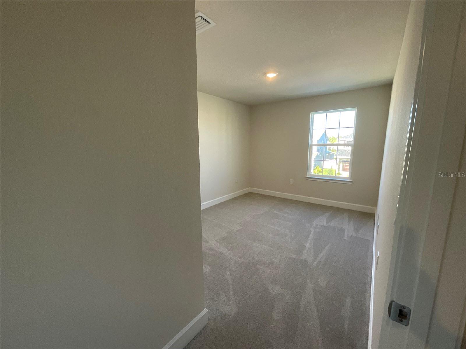 Image 8 of 13 For 4074 Sagefield Drive