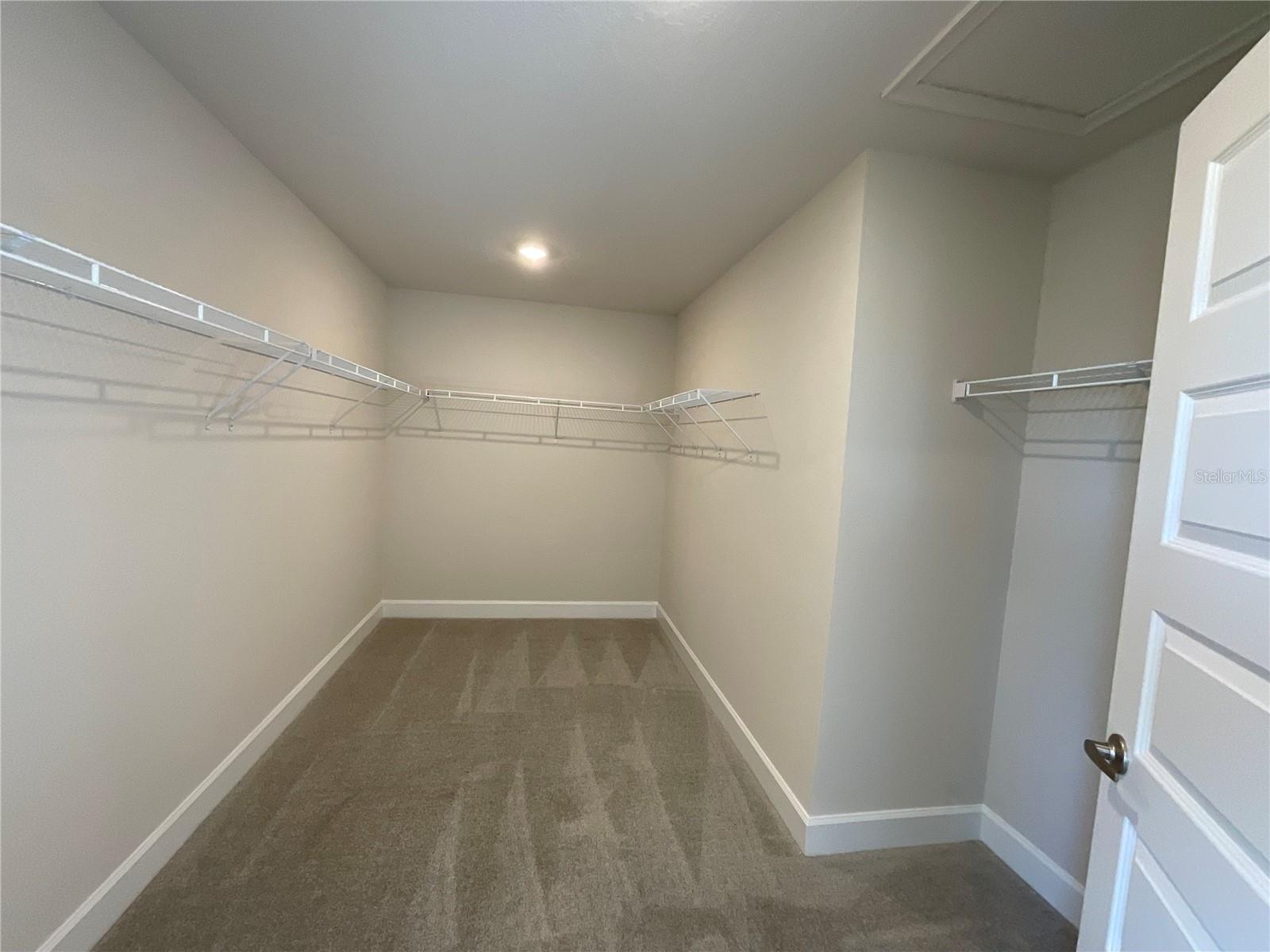 Image 9 of 13 For 4074 Sagefield Drive