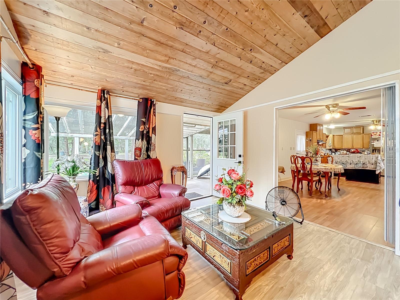 Image 29 of 50 For 22850 Winterwillow Lane