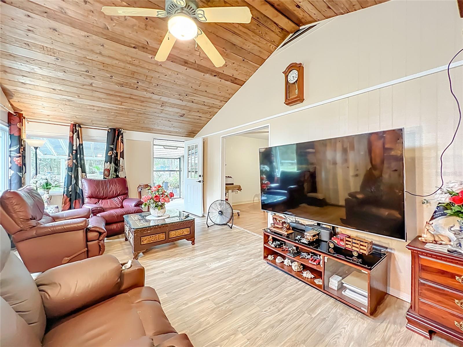 Image 30 of 50 For 22850 Winterwillow Lane