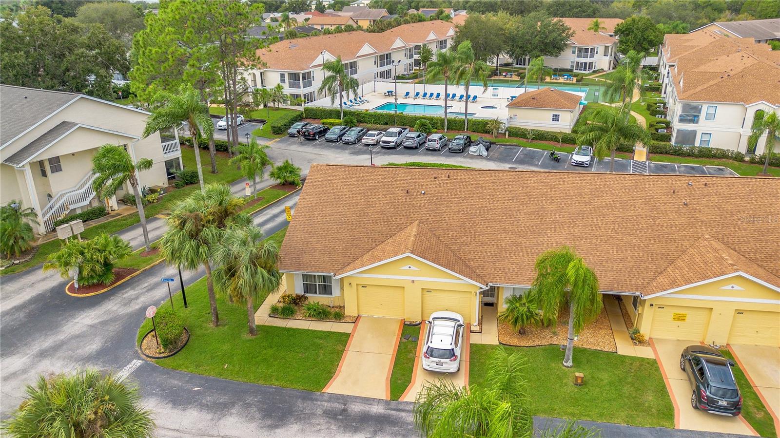 Image 15 of 22 For 3200 Queen Palms Court