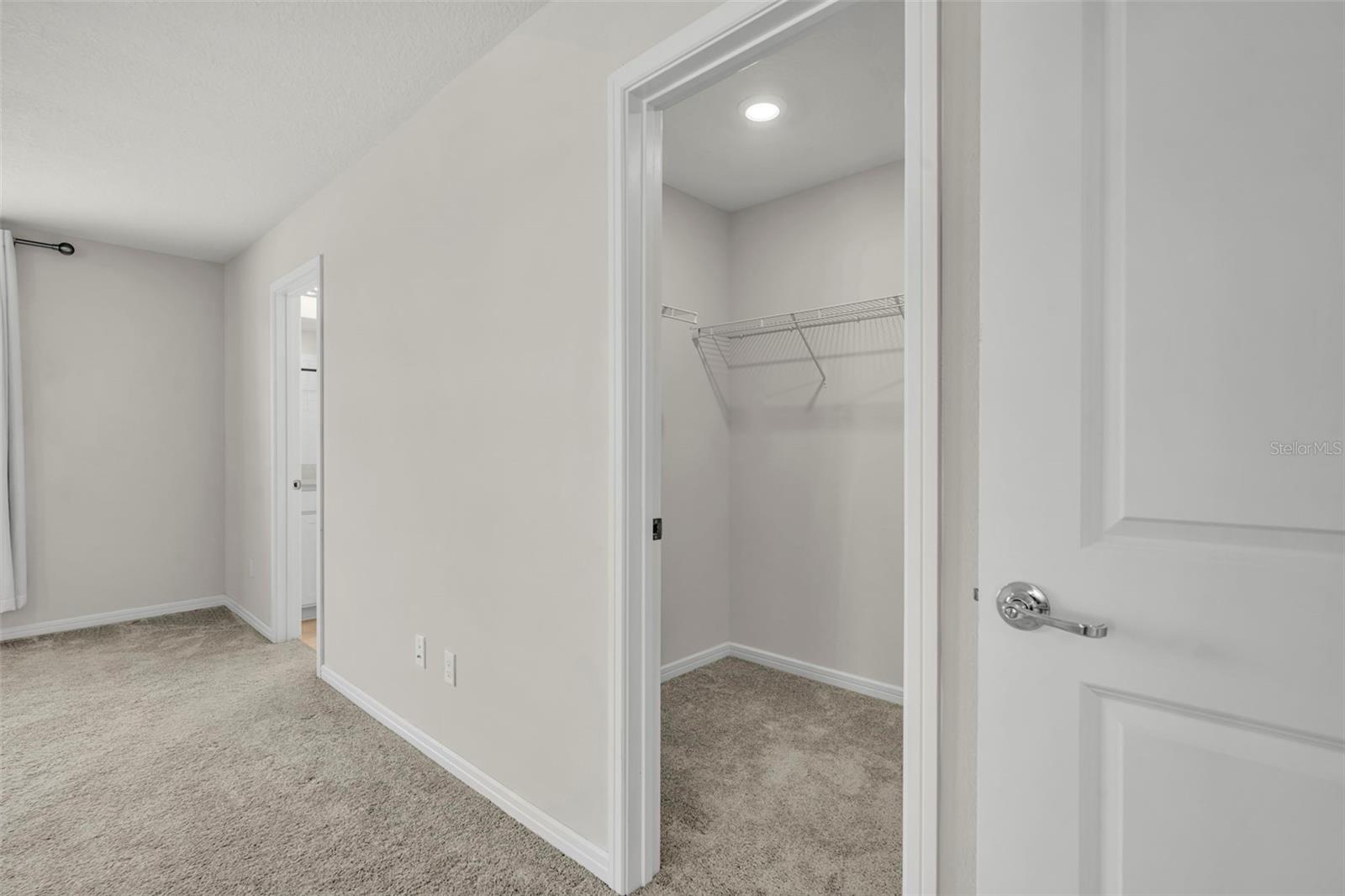 Image 32 of 40 For 2092 Cross Prairie Parkway