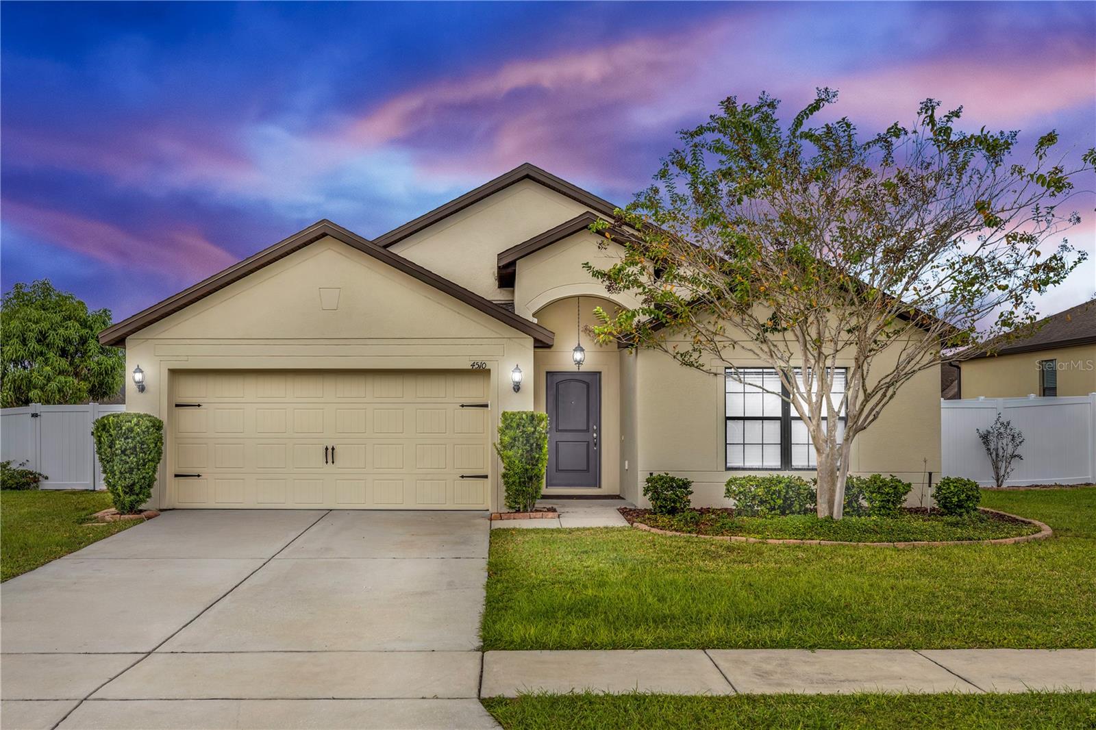 Details for 4510 Barbuda Drive, TAVARES, FL 32778