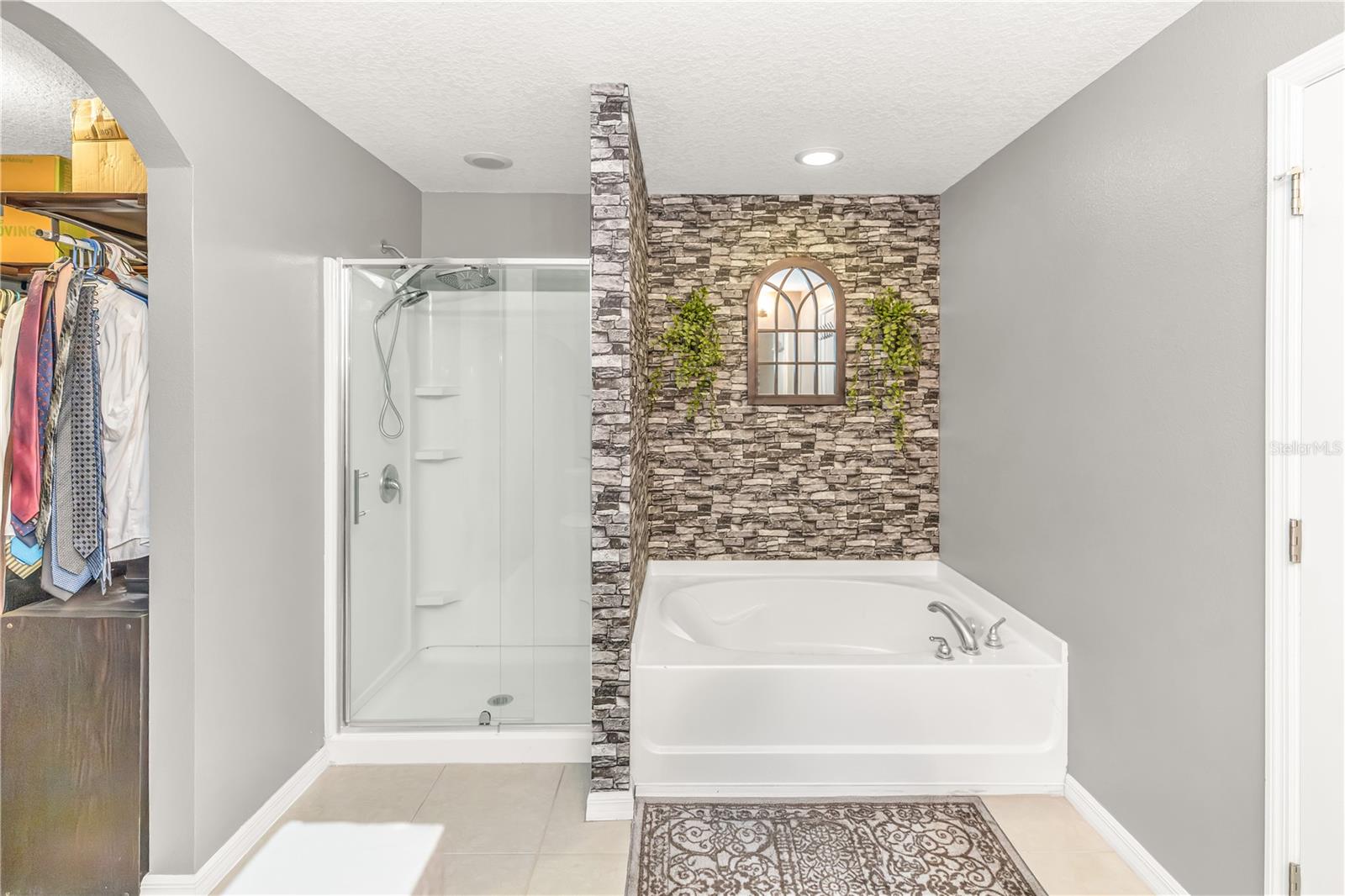 Image 18 of 40 For 4510 Barbuda Drive