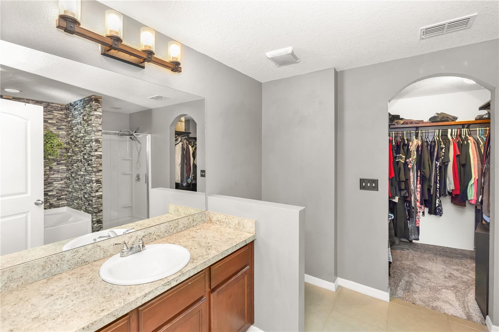 Image 21 of 40 For 4510 Barbuda Drive