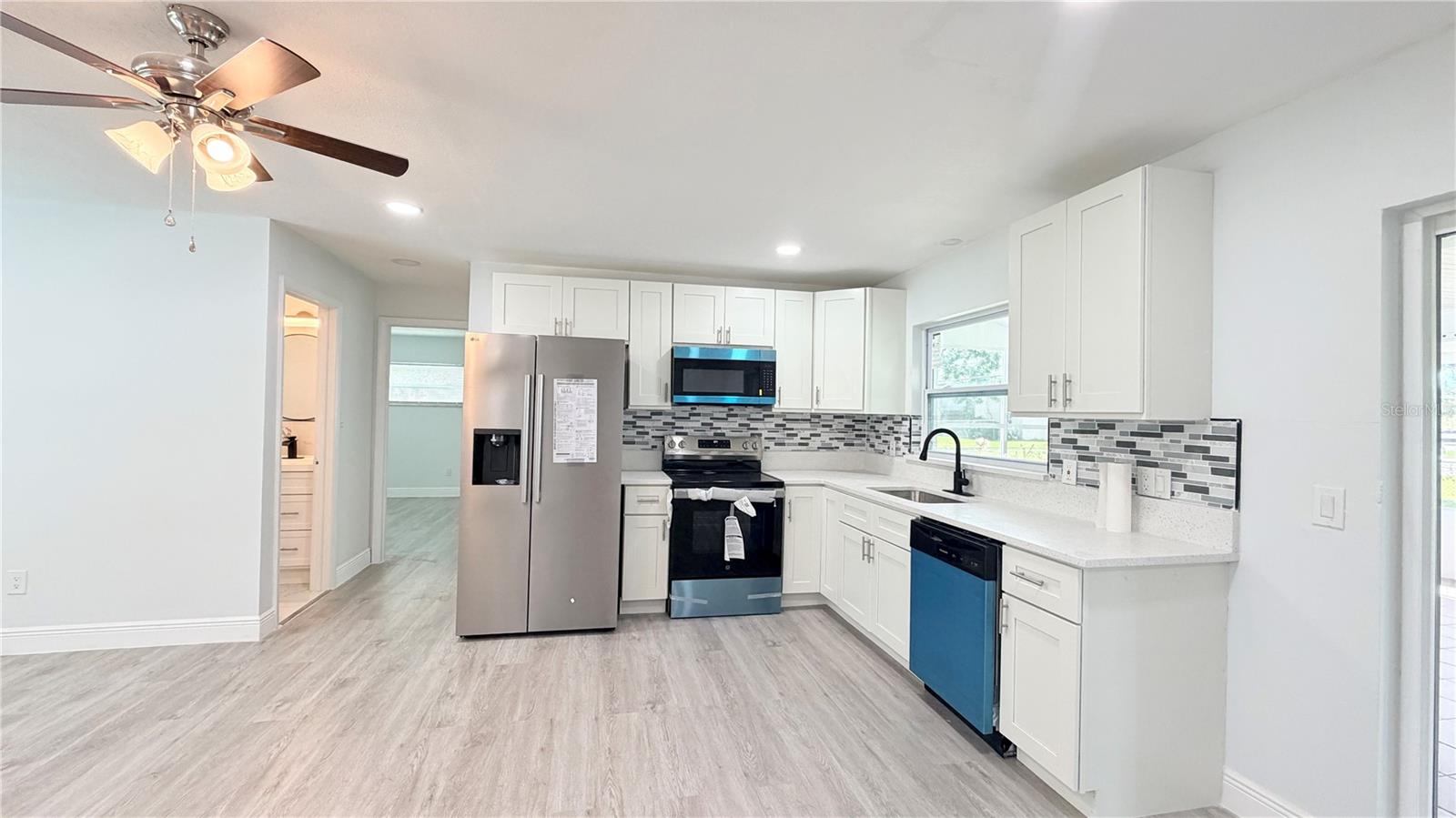 Image 9 of 30 For 4106 Kingsbridge Drive