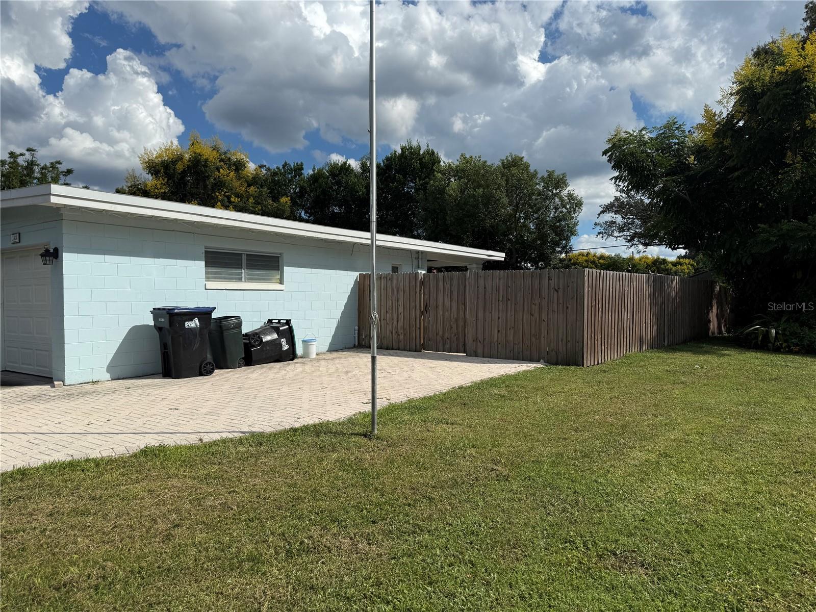 Image 4 of 42 For 3404 Leslie Drive