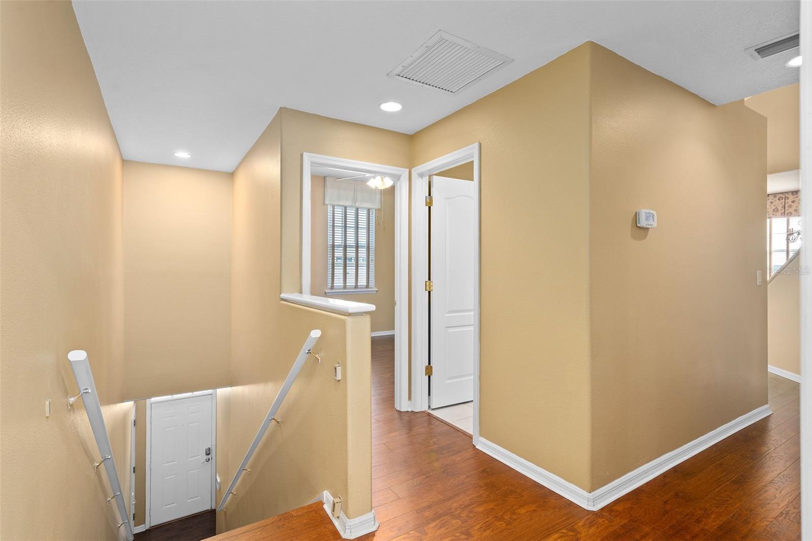 Image 19 of 34 For 13436 Fountainbleau Drive 2-5