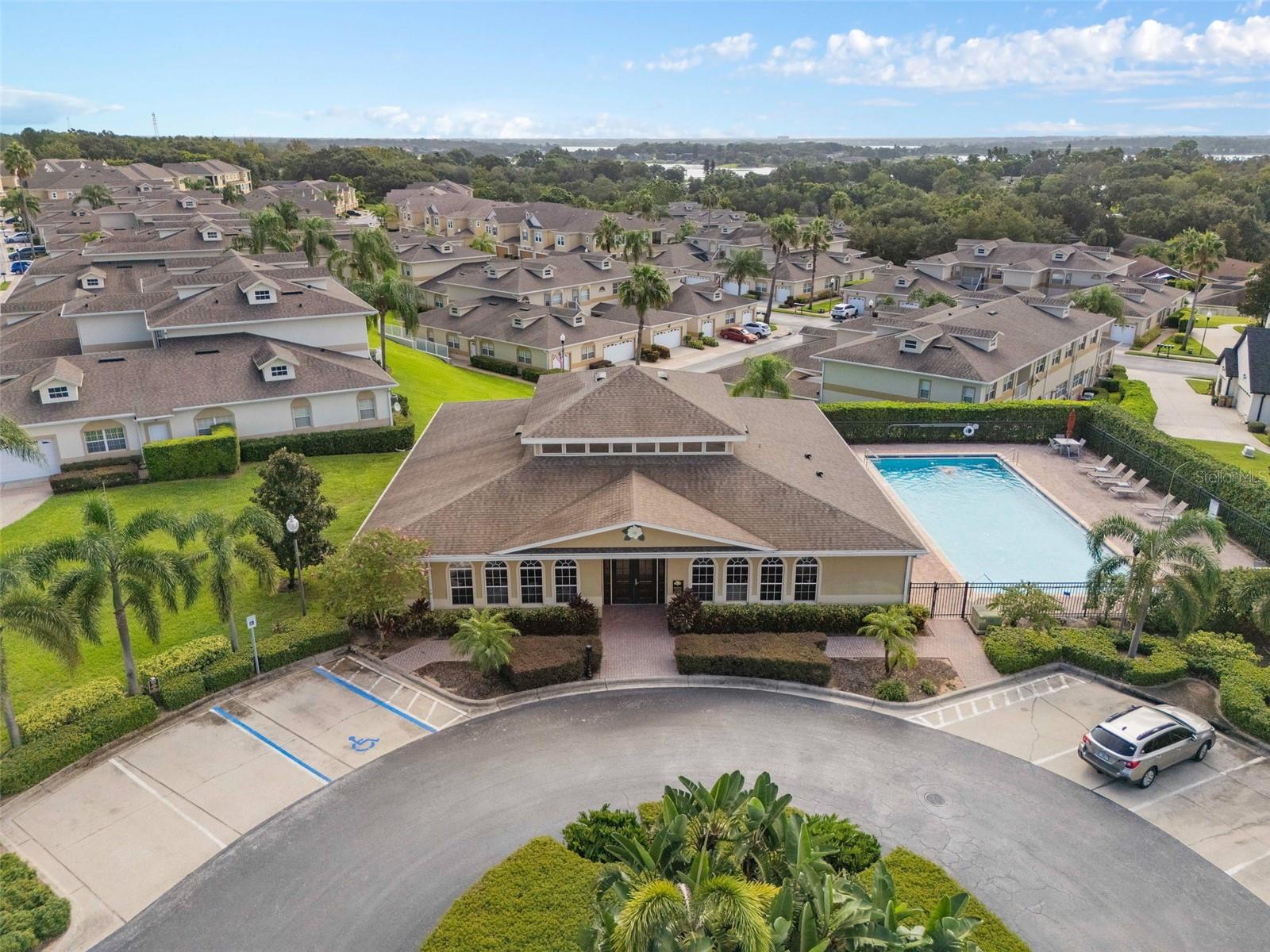 Image 33 of 34 For 13436 Fountainbleau Drive 2-5