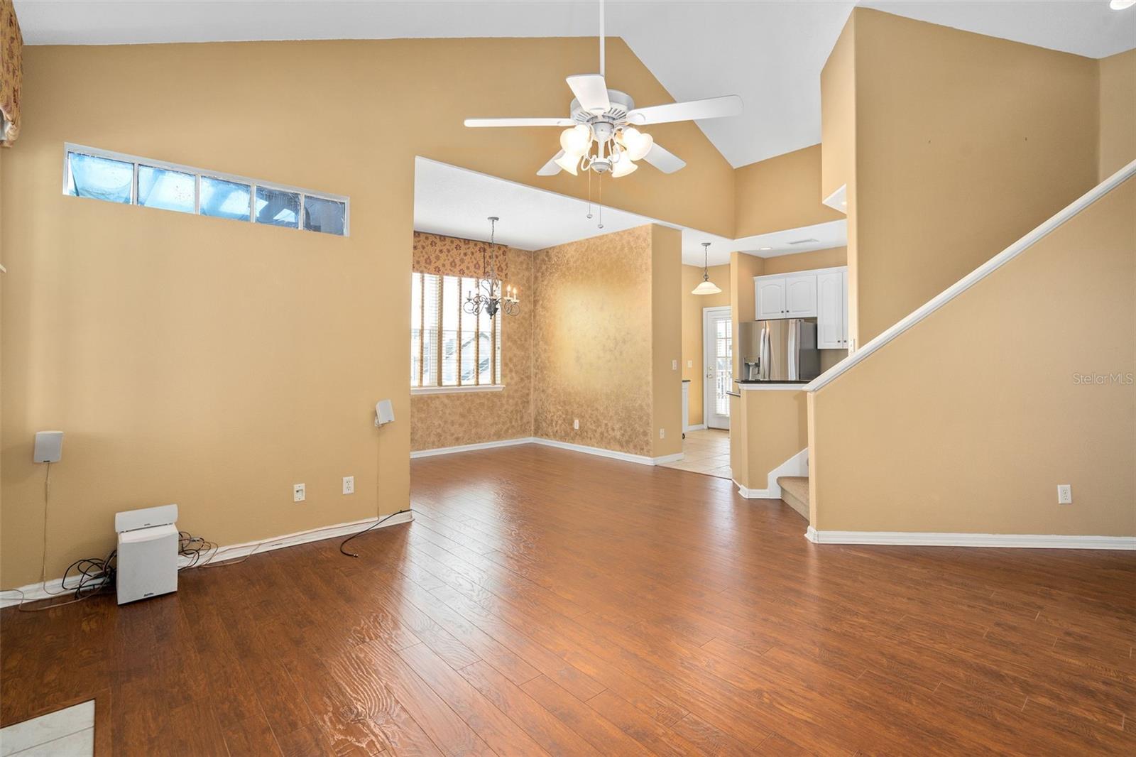 Image 5 of 34 For 13436 Fountainbleau Drive 2-5