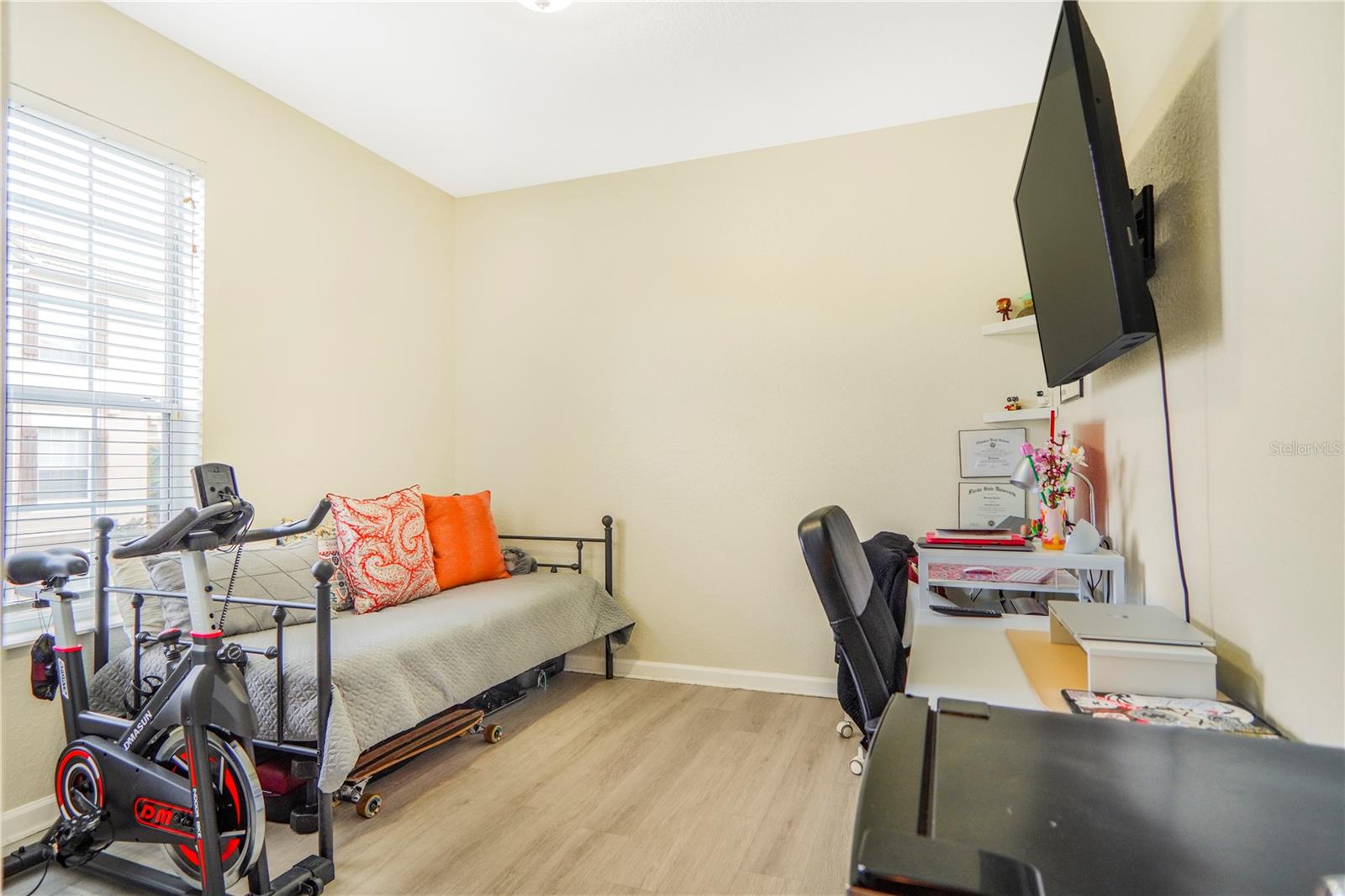 Image 22 of 41 For 3326 Robert Trent Jones Drive 30102