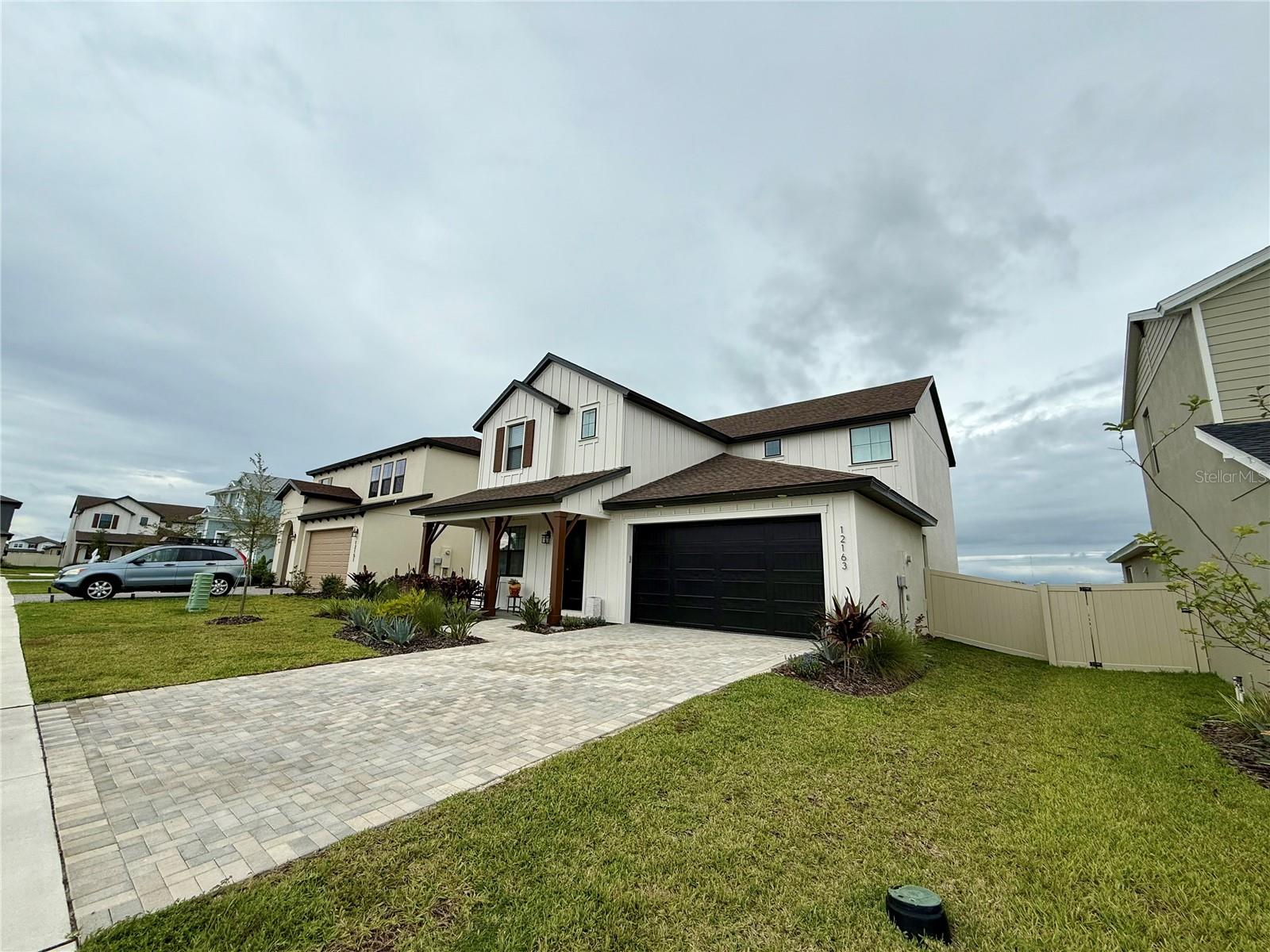 Image 4 of 46 For 12163 Stirrup Drive