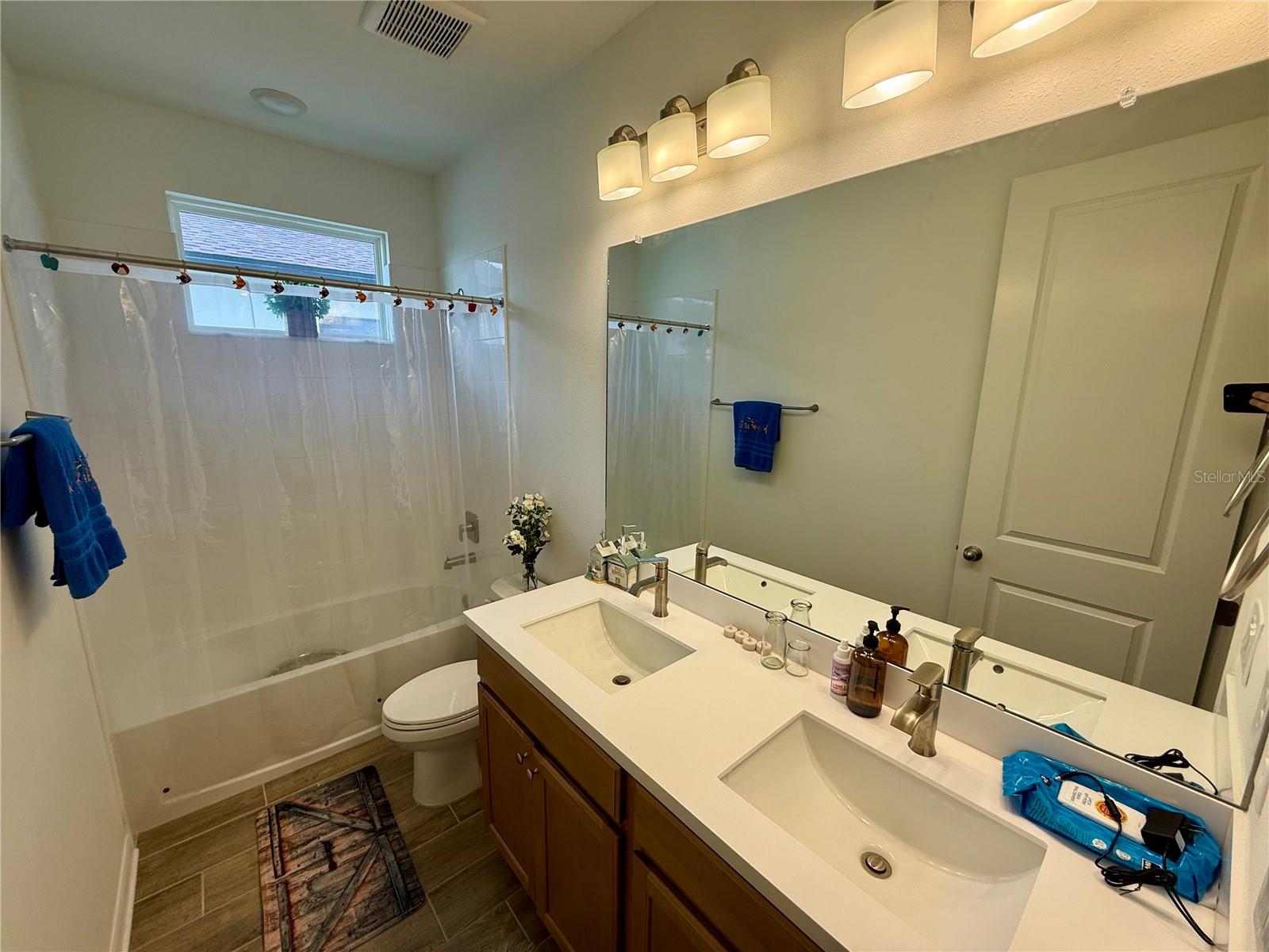 Image 40 of 46 For 12163 Stirrup Drive