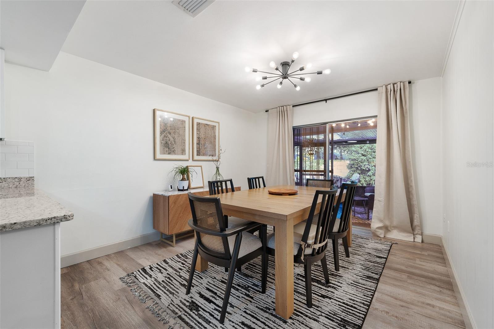 Image 10 of 18 For 1422 Tierra Circle