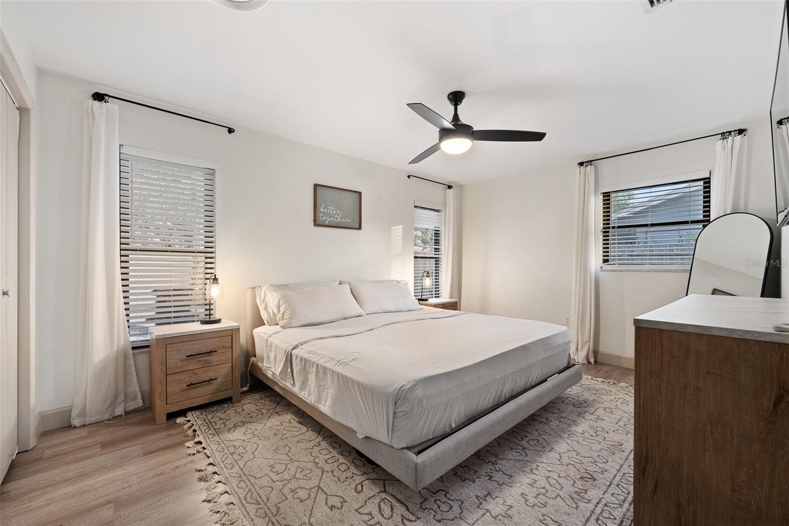 Image 11 of 18 For 1422 Tierra Circle
