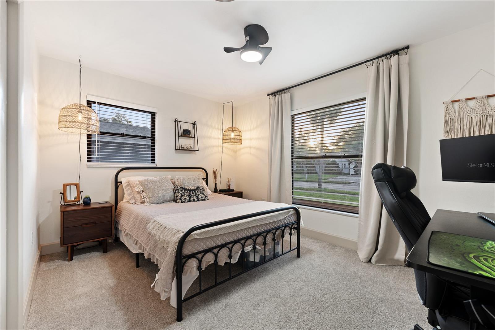 Image 15 of 18 For 1422 Tierra Circle