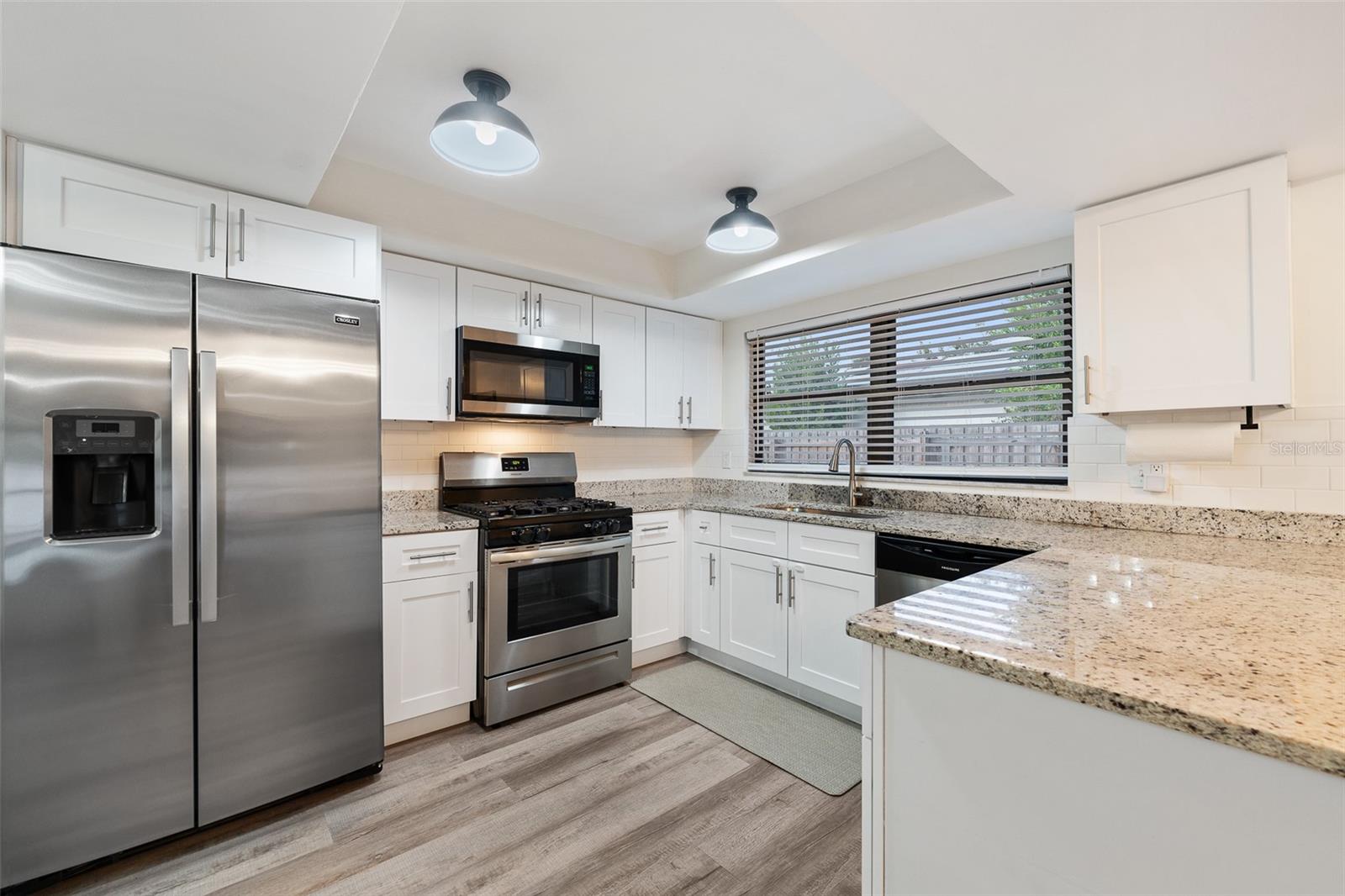 Image 7 of 18 For 1422 Tierra Circle