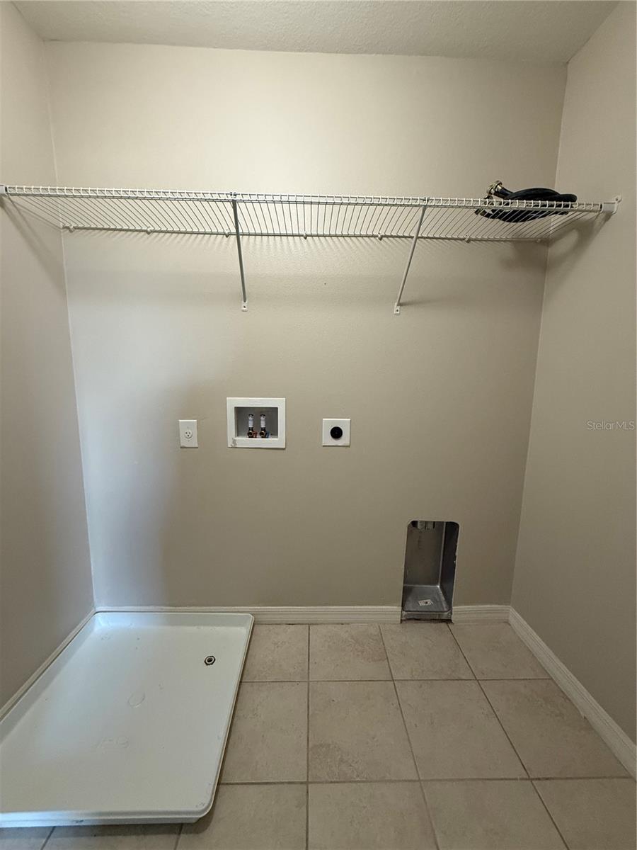 Image 33 of 36 For 3161 Tocoa Circle