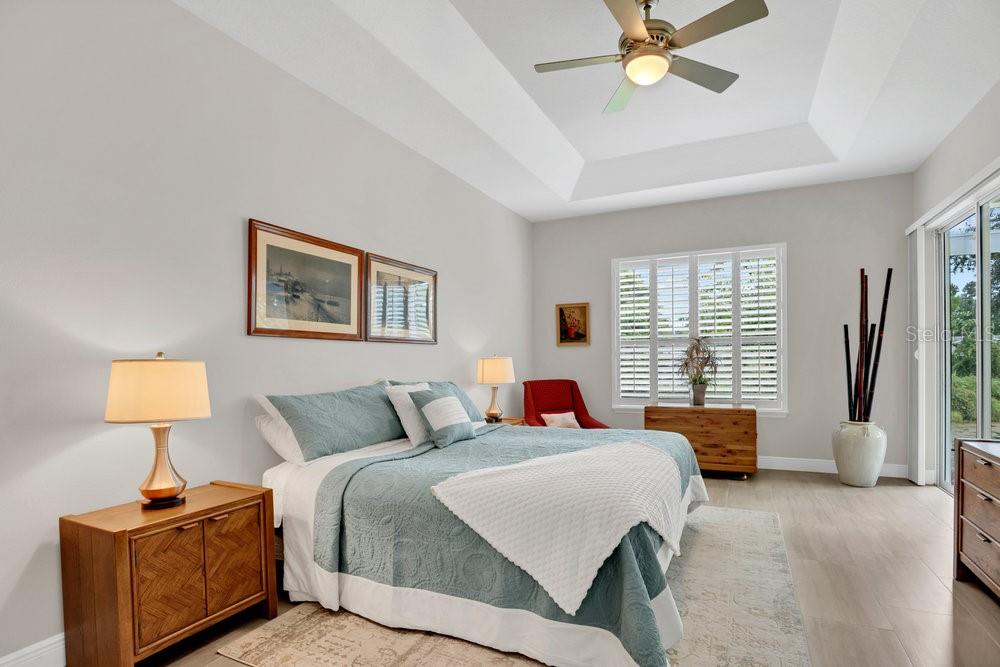 Image 14 of 33 For 218 Lamonte Pointe Court