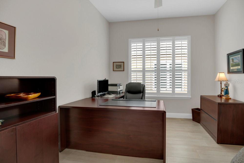 Image 18 of 33 For 218 Lamonte Pointe Court