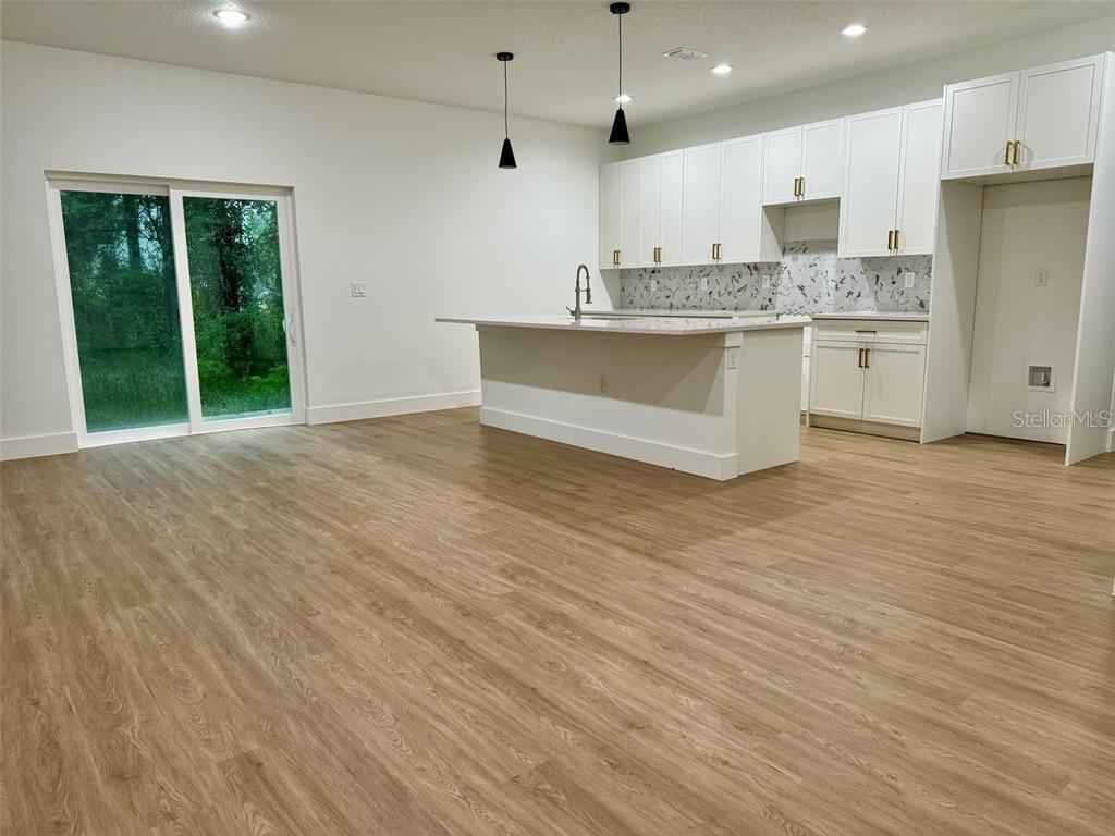 Image 2 of 12 For 6660 Glencoe Street