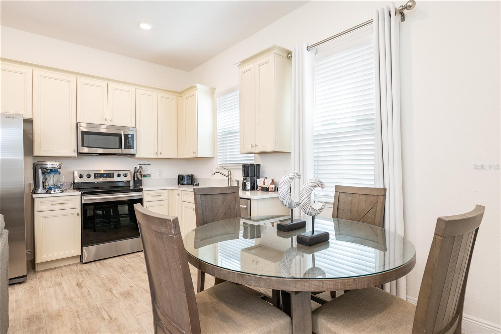 Image 5 of 12 For 2956 Salted Rim Road