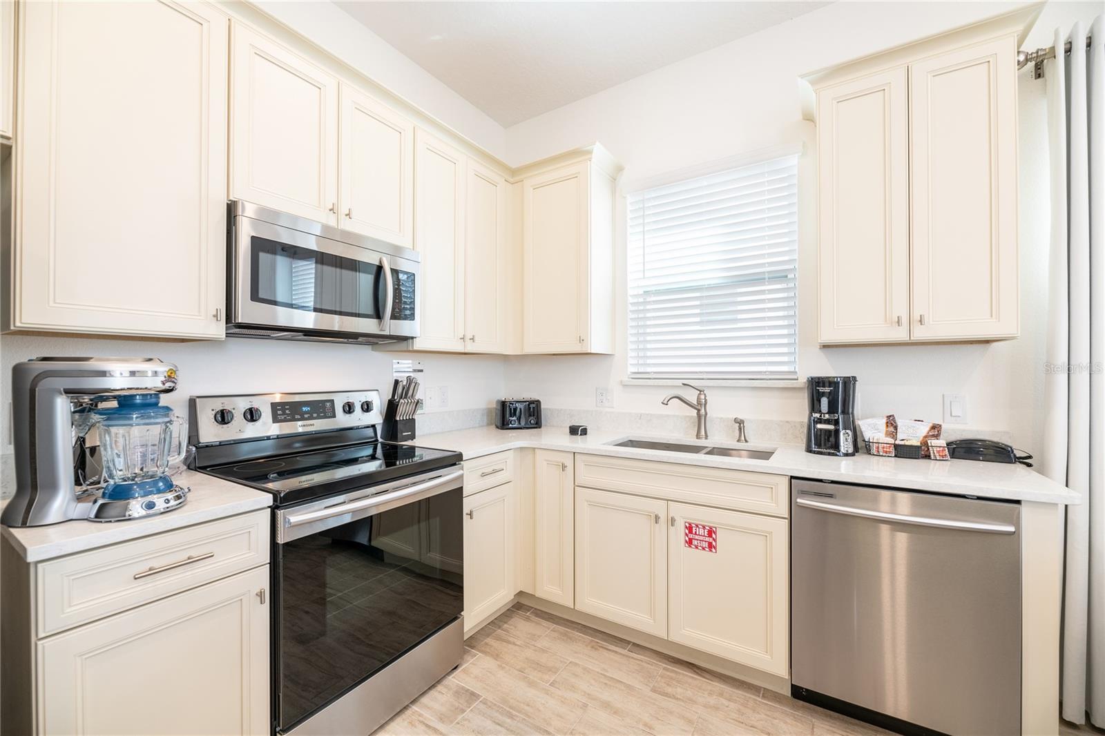 Image 6 of 12 For 2956 Salted Rim Road