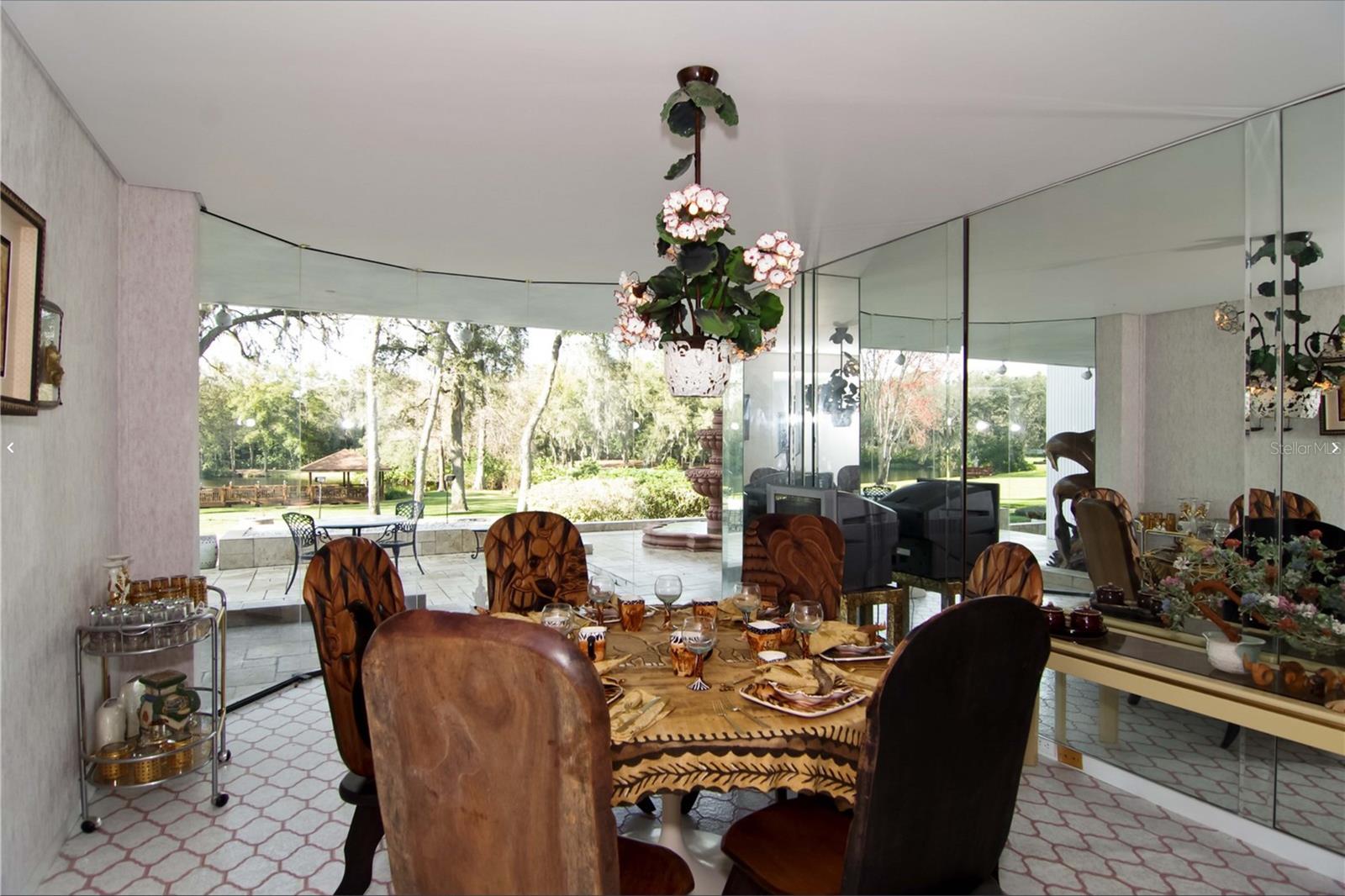 Image 6 of 27 For 812 Sweetwater Club Boulevard