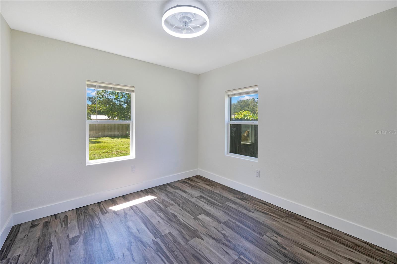 Image 18 of 26 For 2425 Tanglewood Street