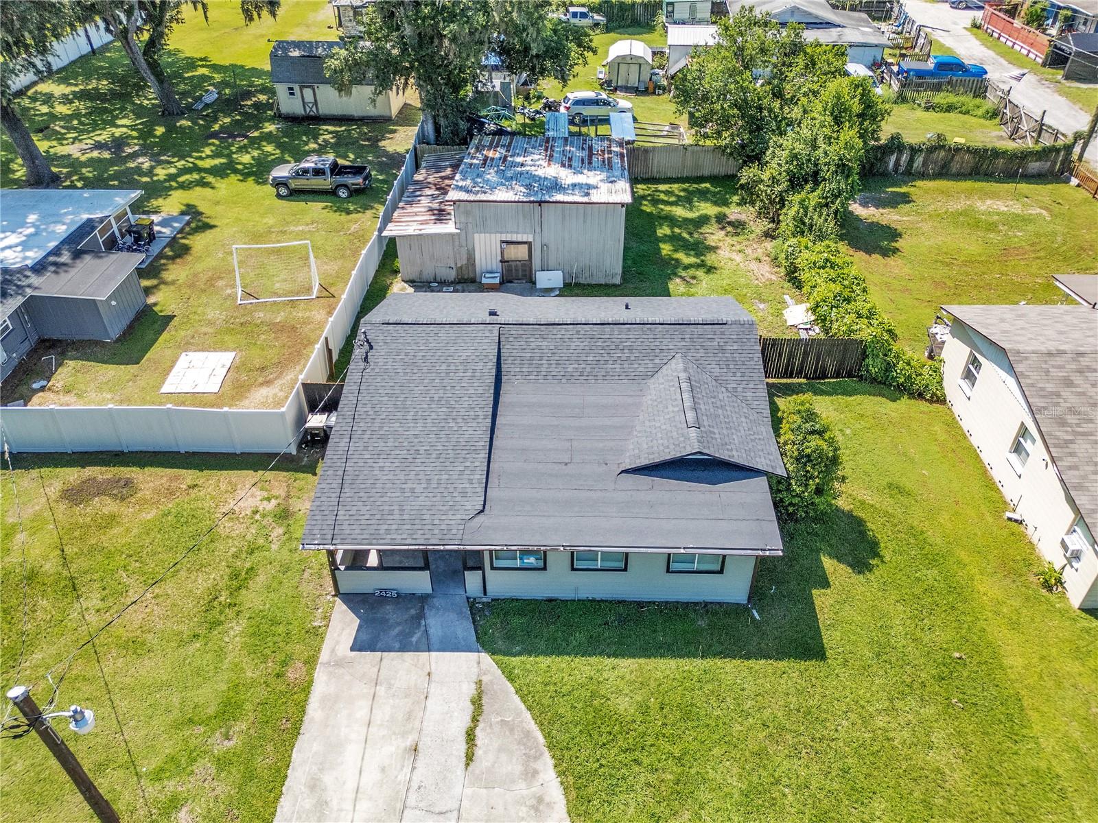 Image 23 of 26 For 2425 Tanglewood Street