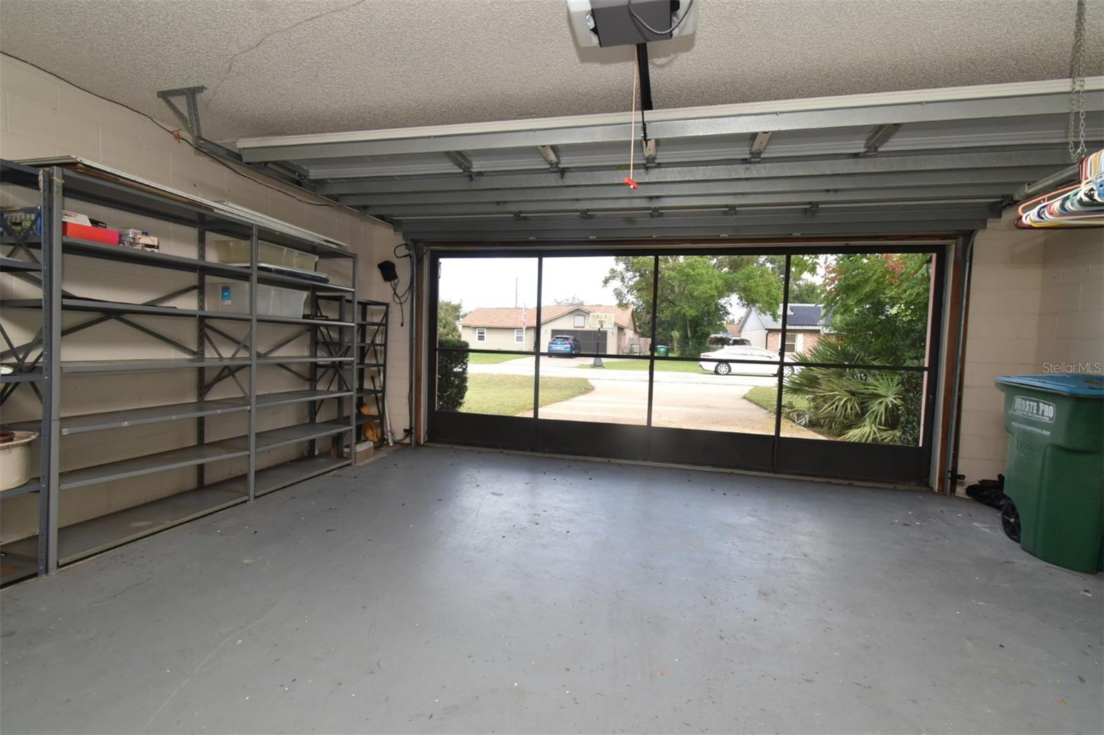 Listing photo id 43 for 1045 Windbrook Drive