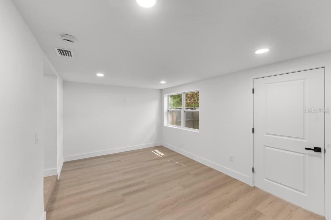 Image 13 of 26 For 3118 Pickfair Street