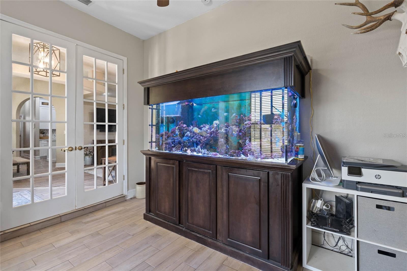 Image 27 of 47 For 10537 Versailles Boulevard