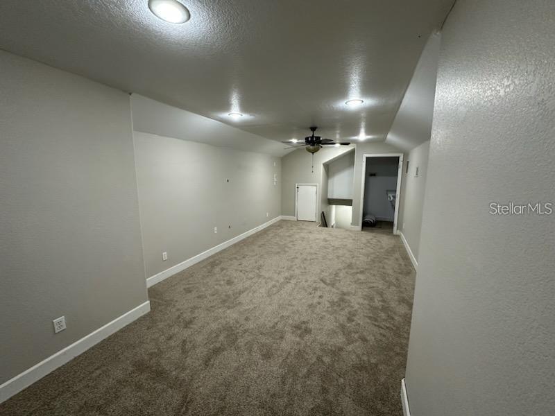 Image 31 of 47 For 10537 Versailles Boulevard