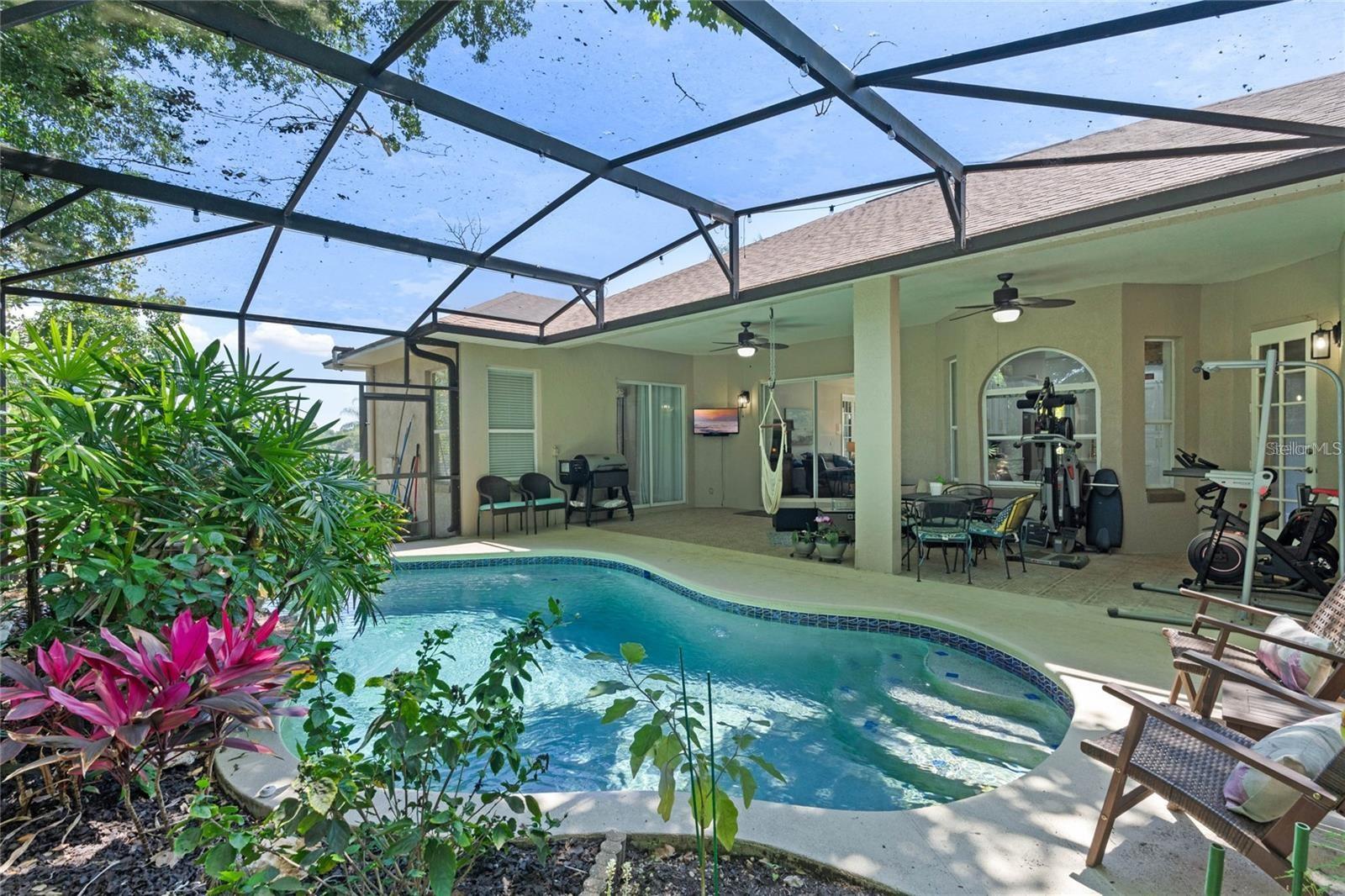 Image 34 of 47 For 10537 Versailles Boulevard