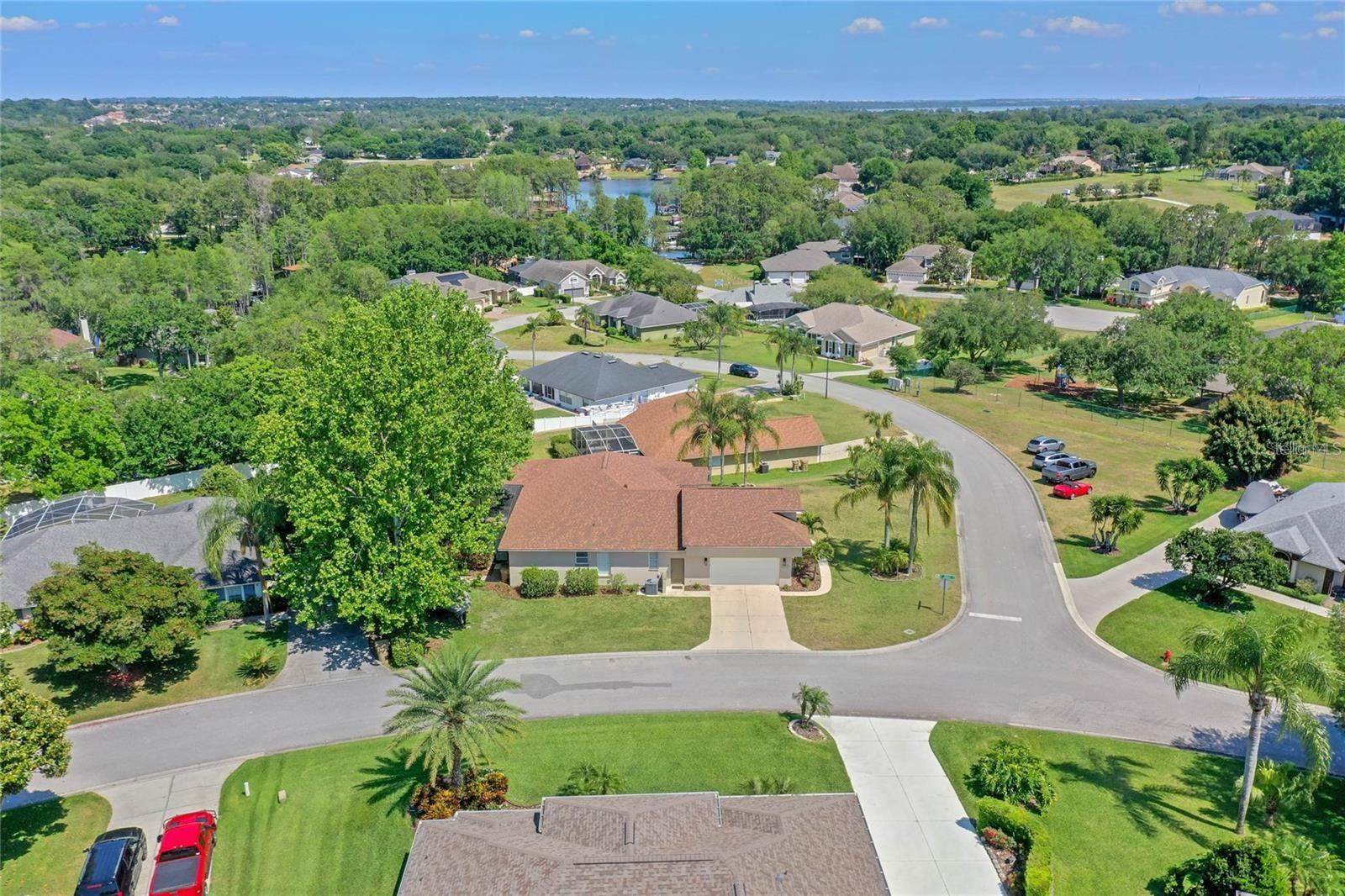 Image 39 of 47 For 10537 Versailles Boulevard