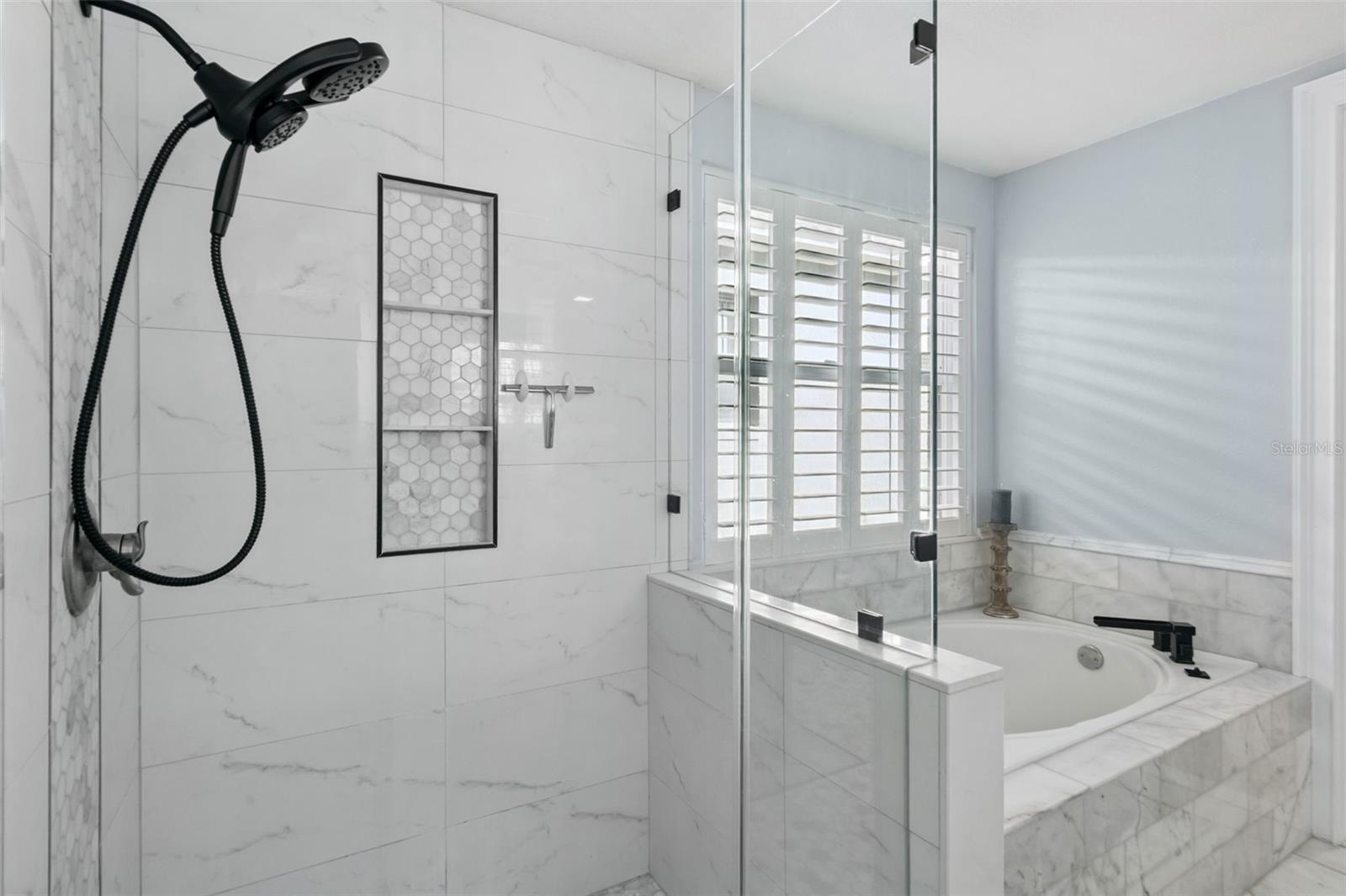 Image 25 of 55 For 13821 Boros Street