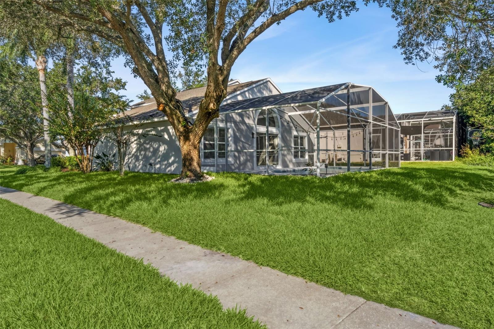 Image 45 of 55 For 13821 Boros Street