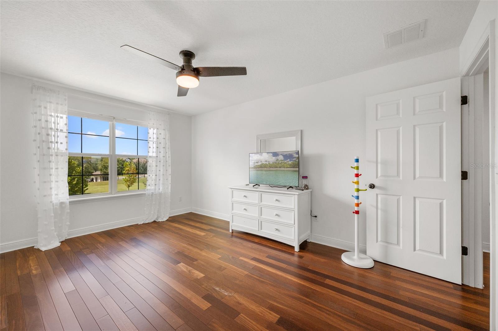 Image 12 of 21 For 14289 Lake Preserve Boulevard