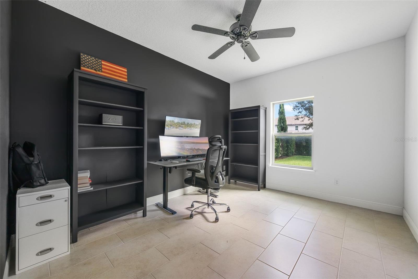 Image 19 of 21 For 14289 Lake Preserve Boulevard