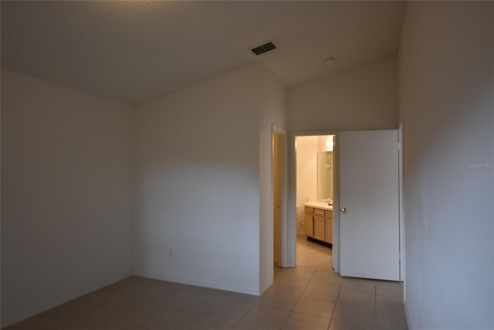 Image 10 of 19 For 3240 Brewster Drive
