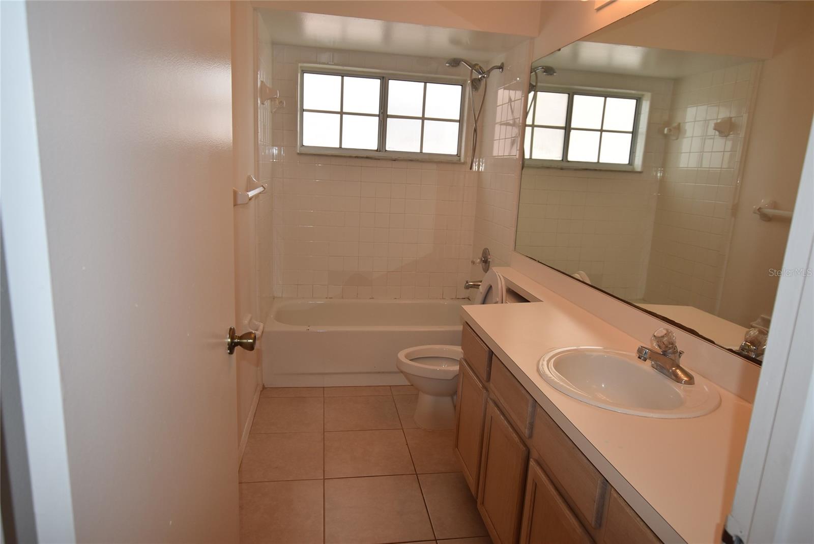 Image 14 of 19 For 3240 Brewster Drive