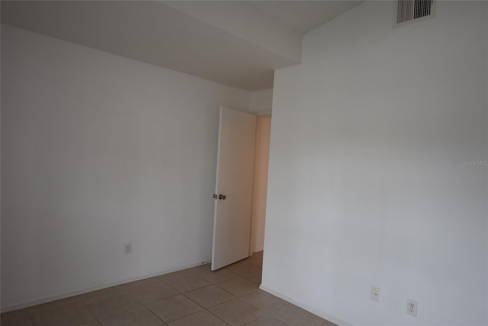 Image 15 of 19 For 3240 Brewster Drive