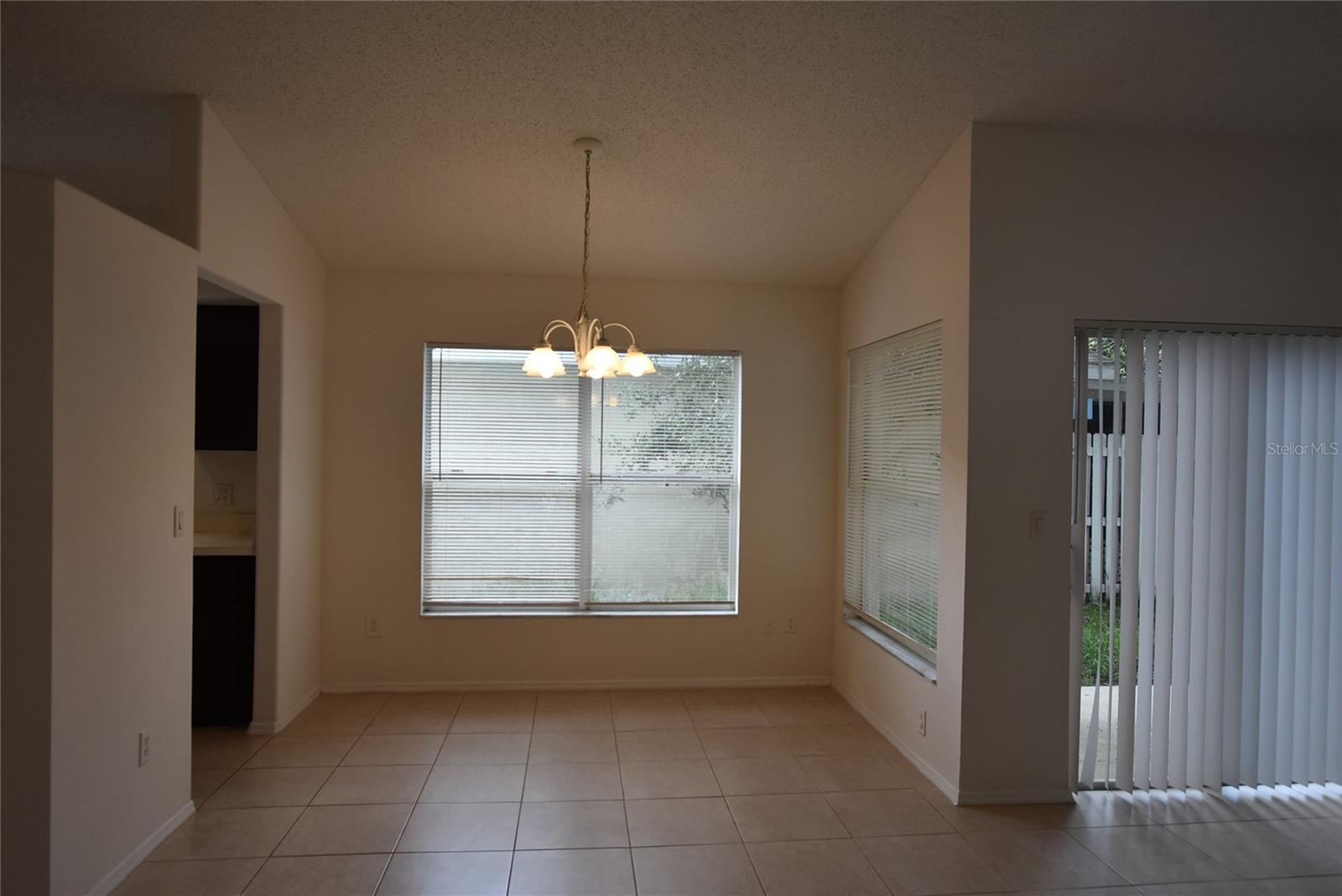 Image 6 of 19 For 3240 Brewster Drive