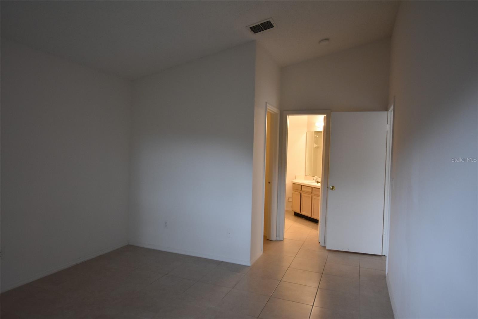 Image 9 of 19 For 3240 Brewster Drive