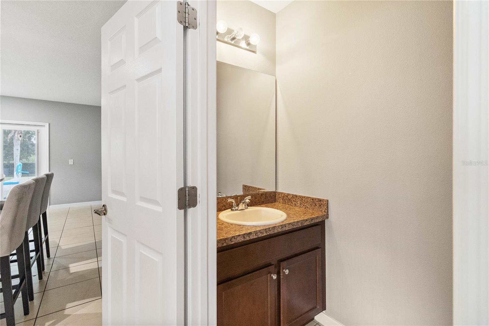 Image 15 of 53 For 10049 Stockbridge Street