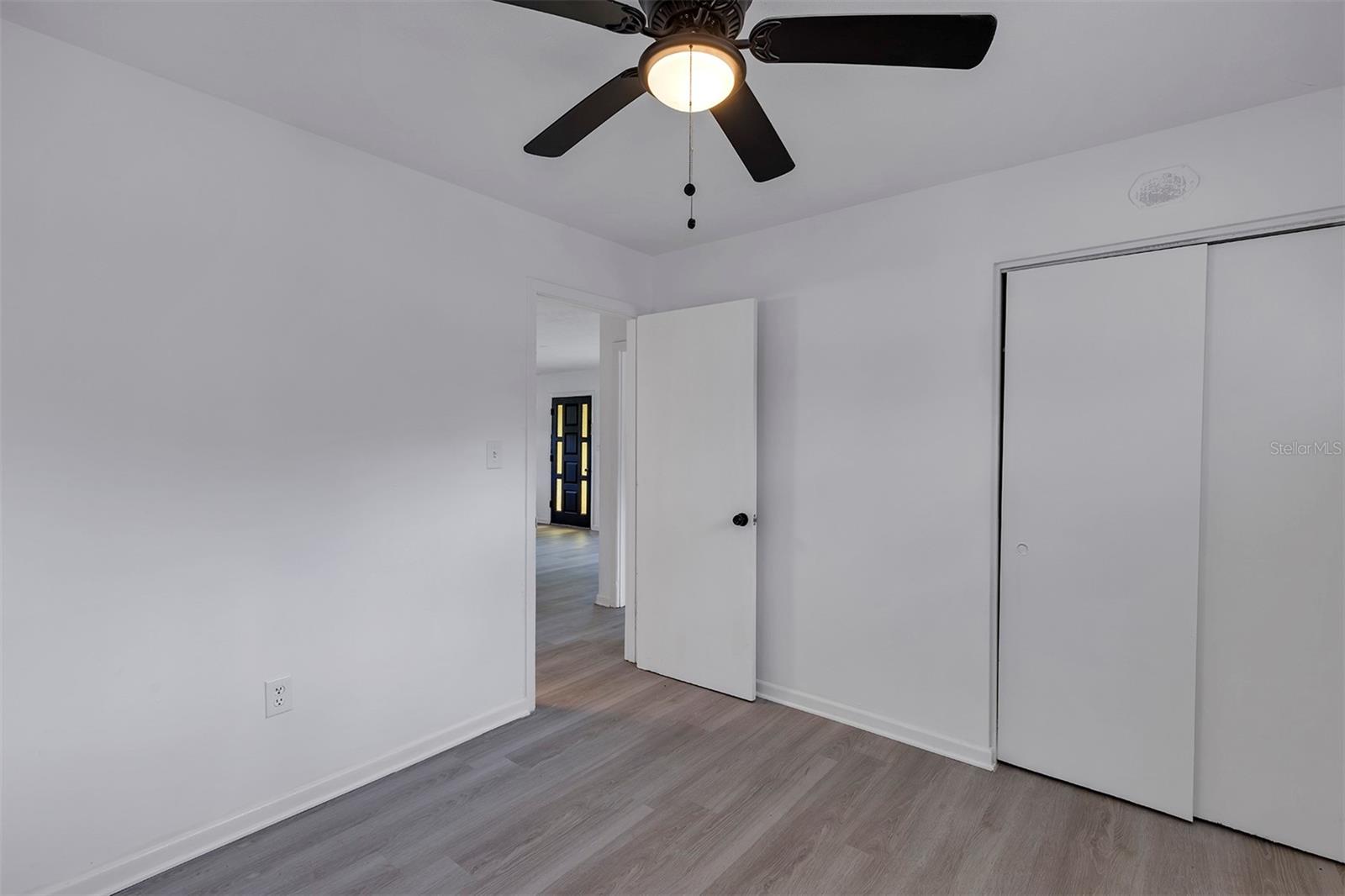 Image 19 of 26 For 1417 Pembrook Drive
