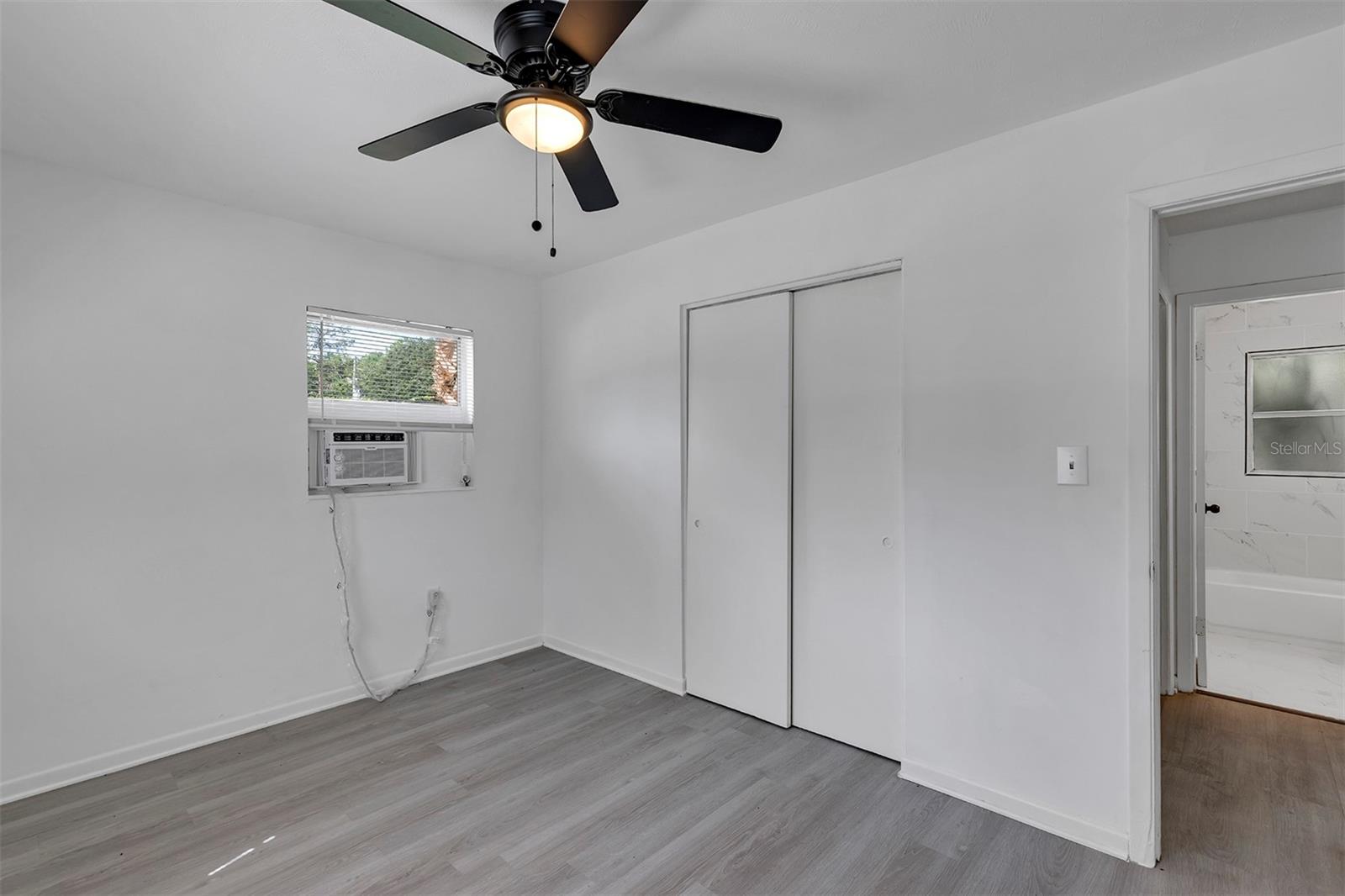 Image 23 of 26 For 1417 Pembrook Drive