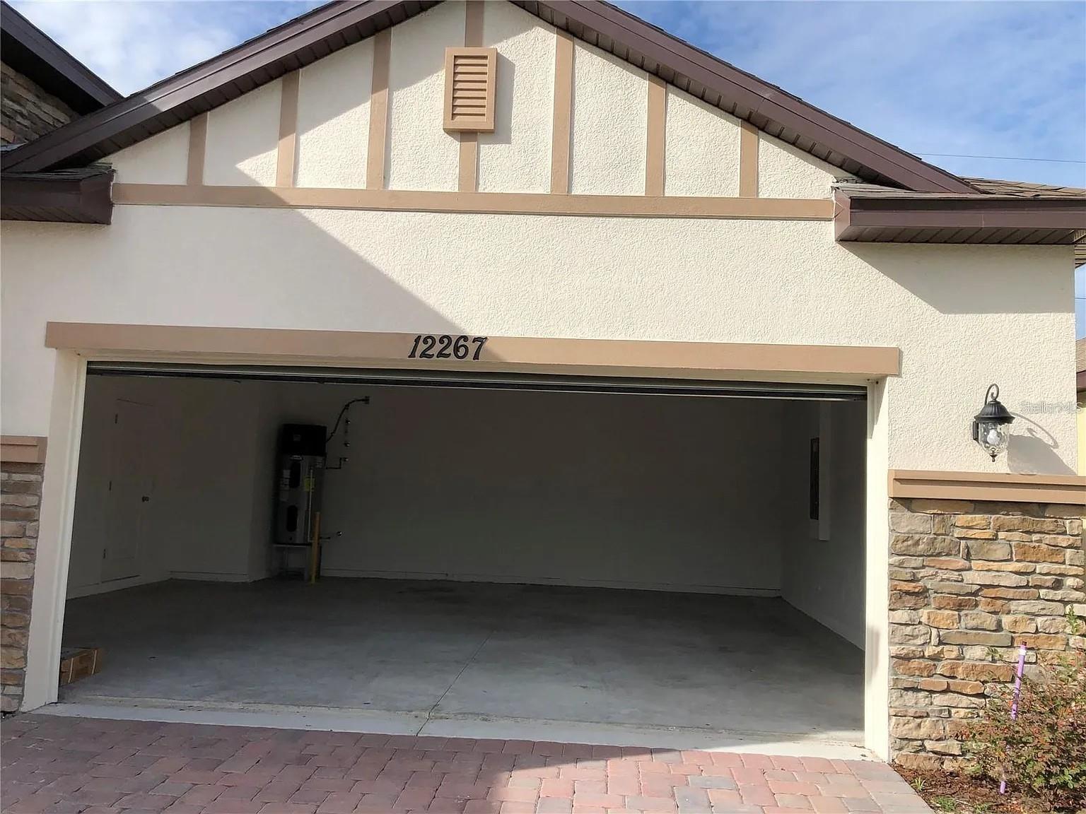 Image 17 of 21 For 12267 Northover Loop